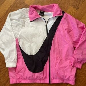 Nike women’s windrunner jacket size small